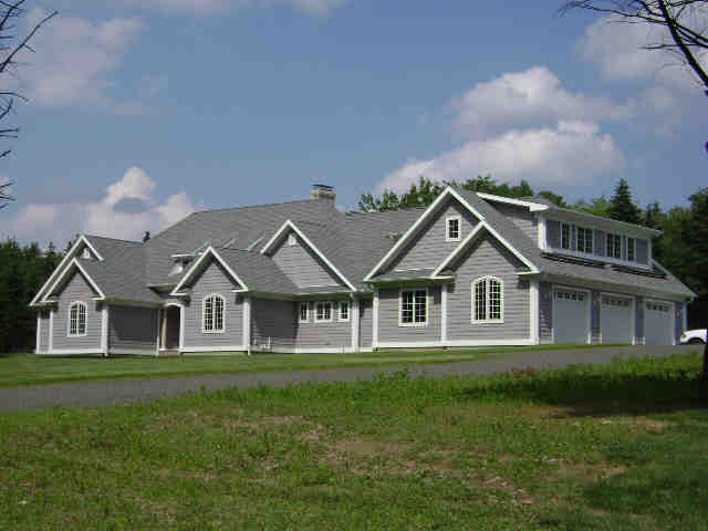 Building photograph for 250 CARMEL HILL RD N